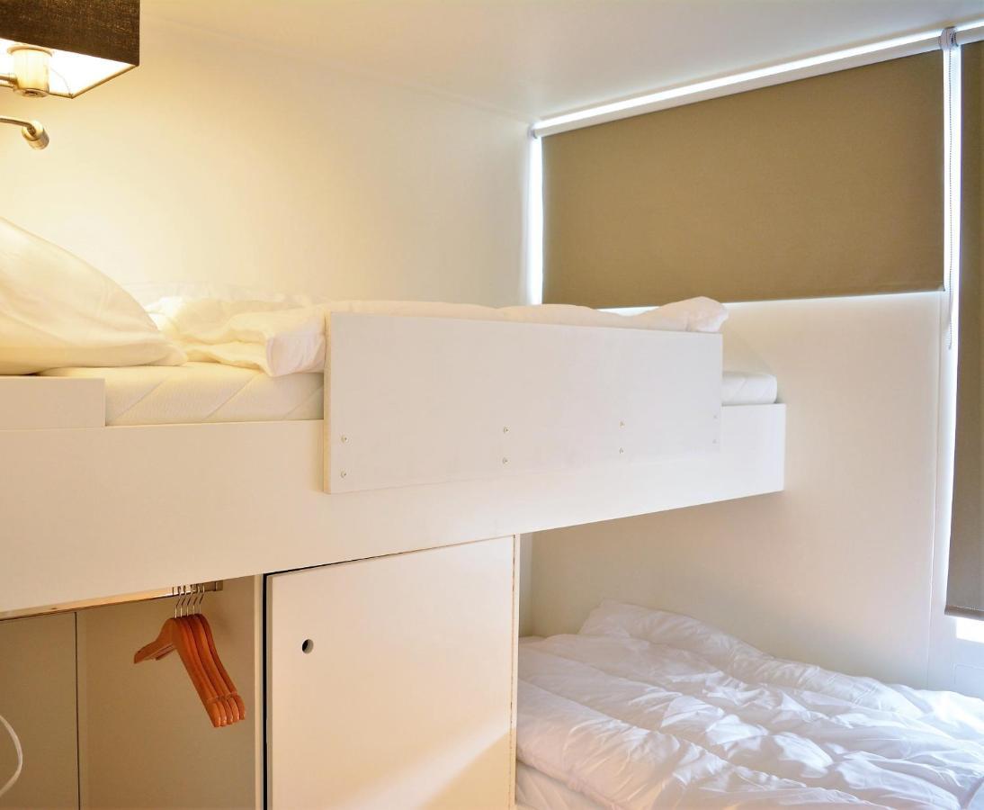 Dn120 - Modern With Spacious Roofterrace Appartement *